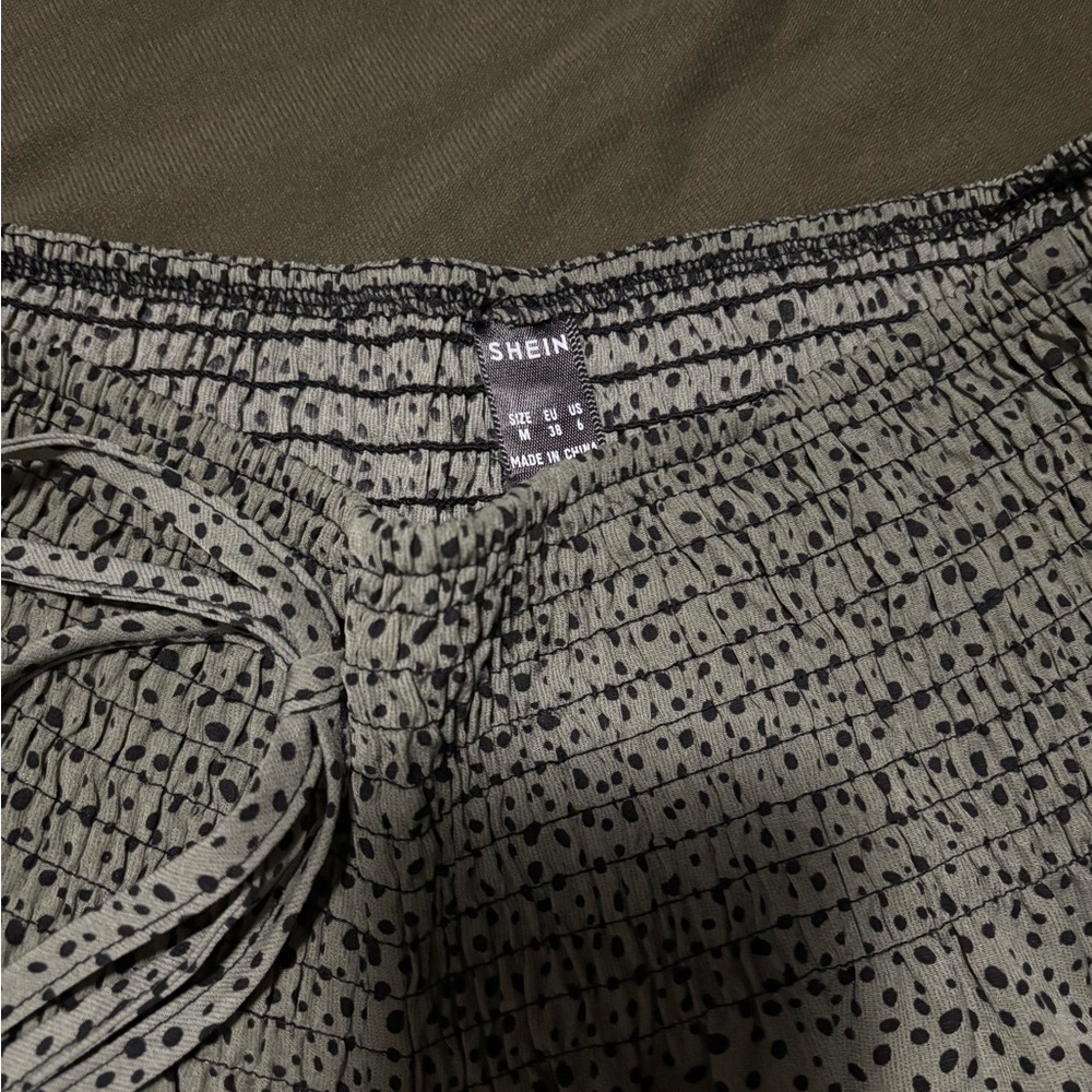SHEIN High Waist Black and Gray Patterned Shorts